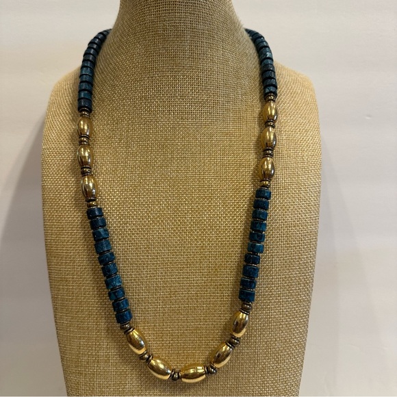 Gorgeous Blue- Green Gemstone Necklace w/ antique gold beads- Apatite tube beads - Picture 2 of 11